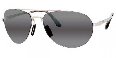 Maui glasögon utförda i pilotmodellen. En riktig storsäljare! Denna finns även i spegelglas och alltid utförda med silver båge.